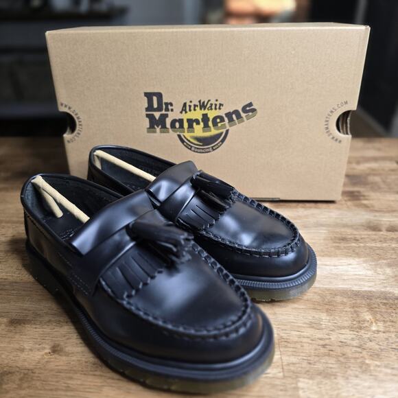 Dr. Martens Adrian Tassel Loafers Women’s US 6 Black Polished Leather NWT - Picture 2 of 11